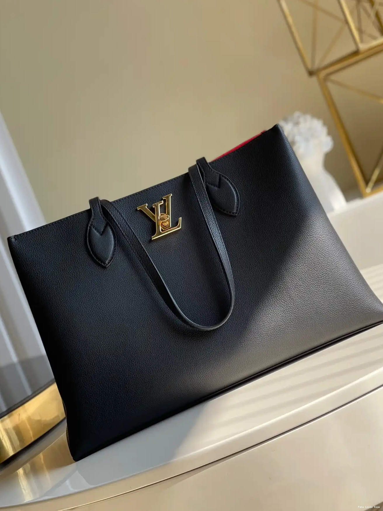 VUITTON LOCKME SHOPPER LOUIS 0701